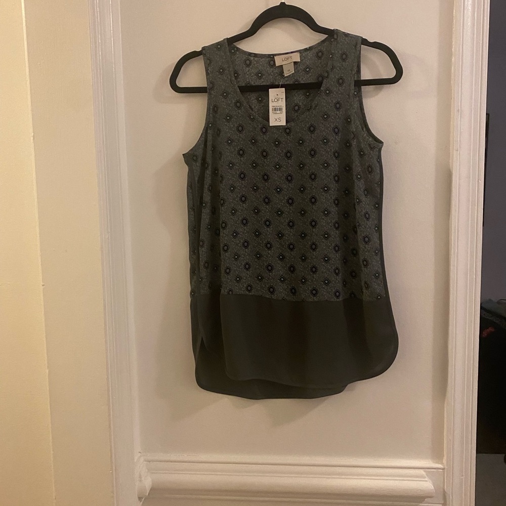 LOFT Olive Green Patterned Sleeveless Top